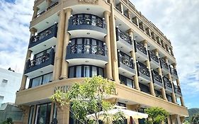 Nereus Hotel